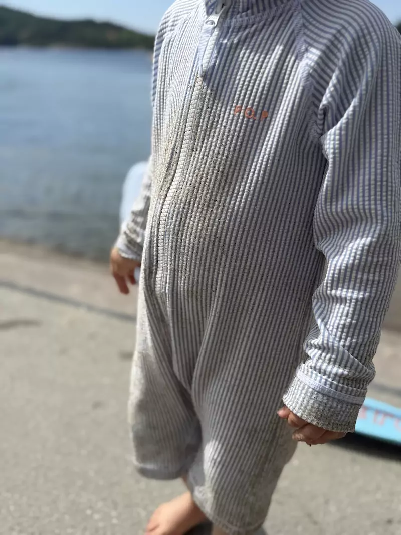 Polarn o. Pyret Langermet UV-dress stripet