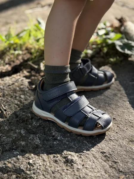 Wheat Frei sandal