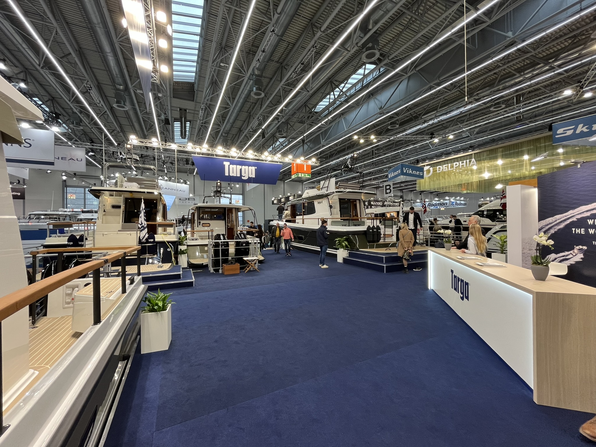 Das Logo des Motorboot Magazins.