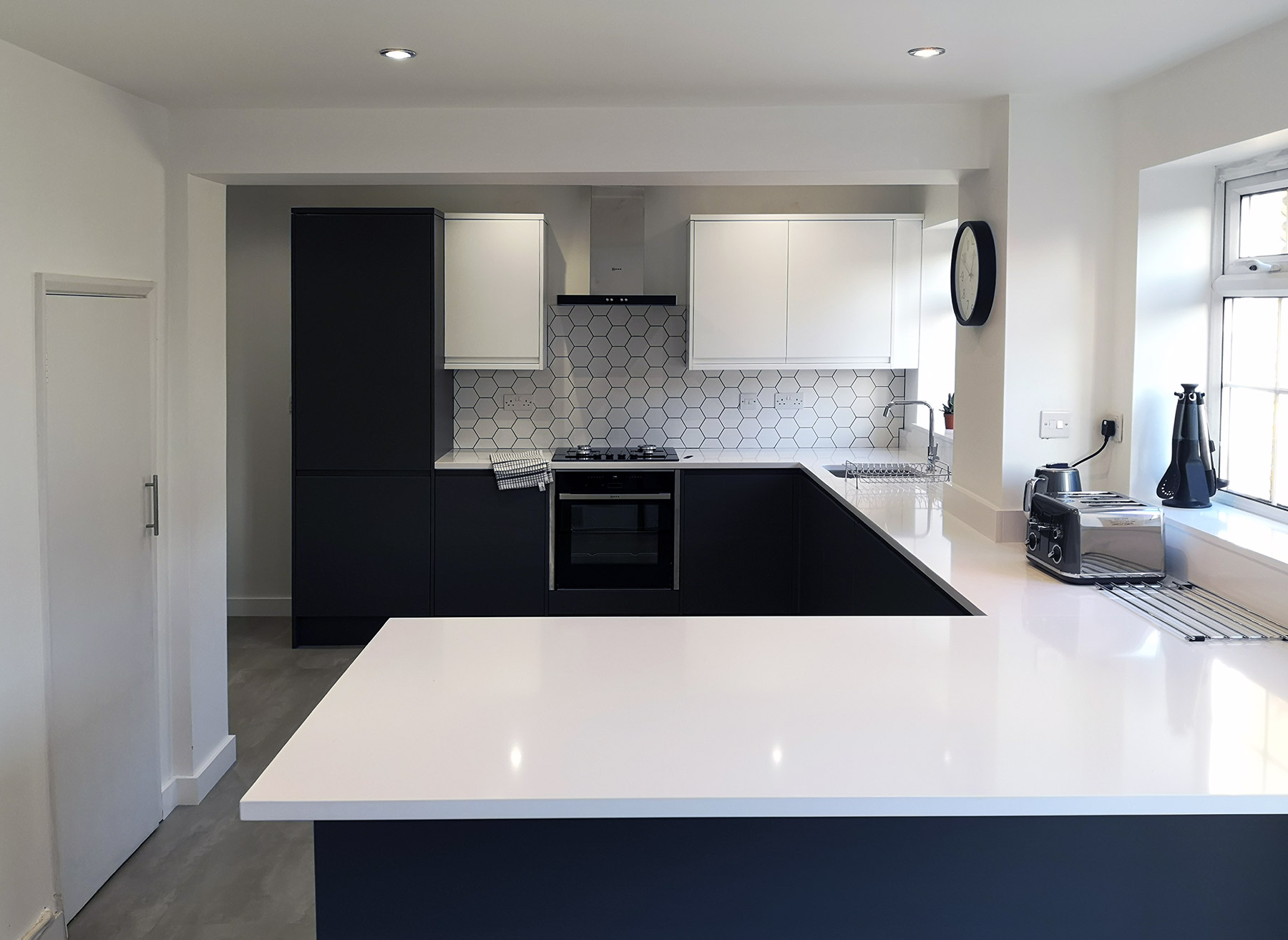 Howdens kitchen design and install in North Swindon