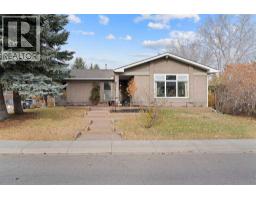 9632 Oakcliffe Drive SW