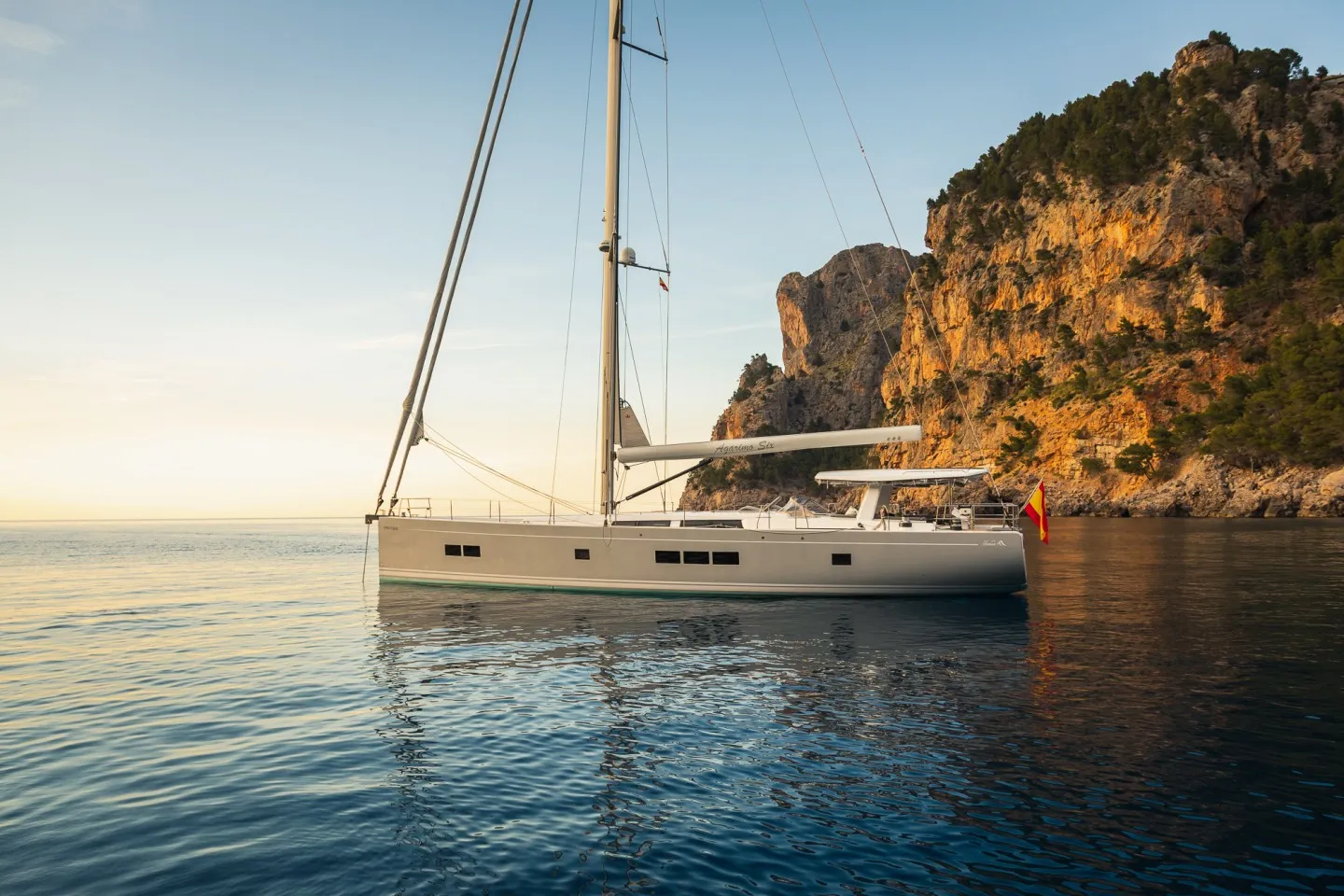 HANSE 675