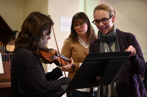A violin coaching from the Bach Institute