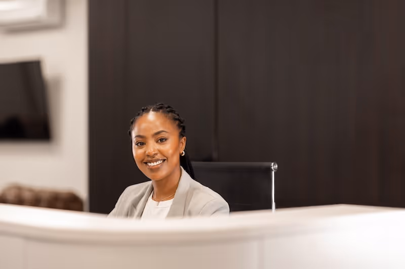 medical office assistant online image