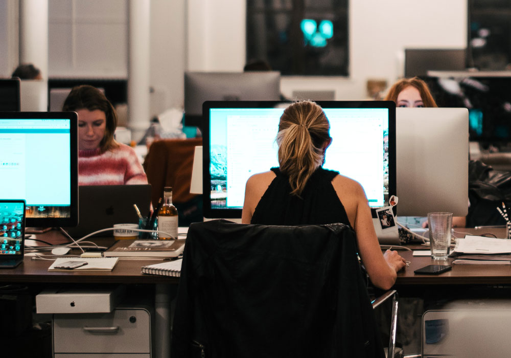 Identifying Customer Service Savings with AI & BI