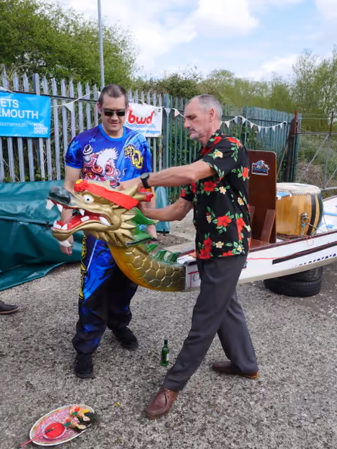 Official 'Dotting of the eyes' dragon boating ceremony