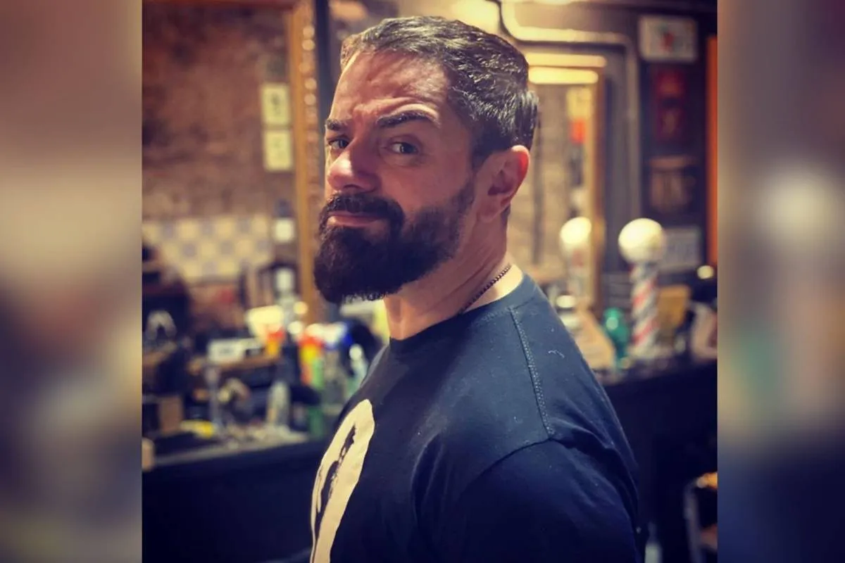 Rogério Vilela revela vício em Viagra: “Teria nascido um avatar” |  Metrópoles