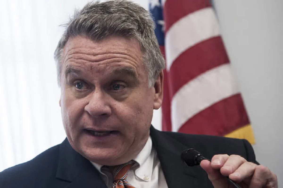 China sanctions Chris Smith in response to U.S. human rights penalties - POLITICO