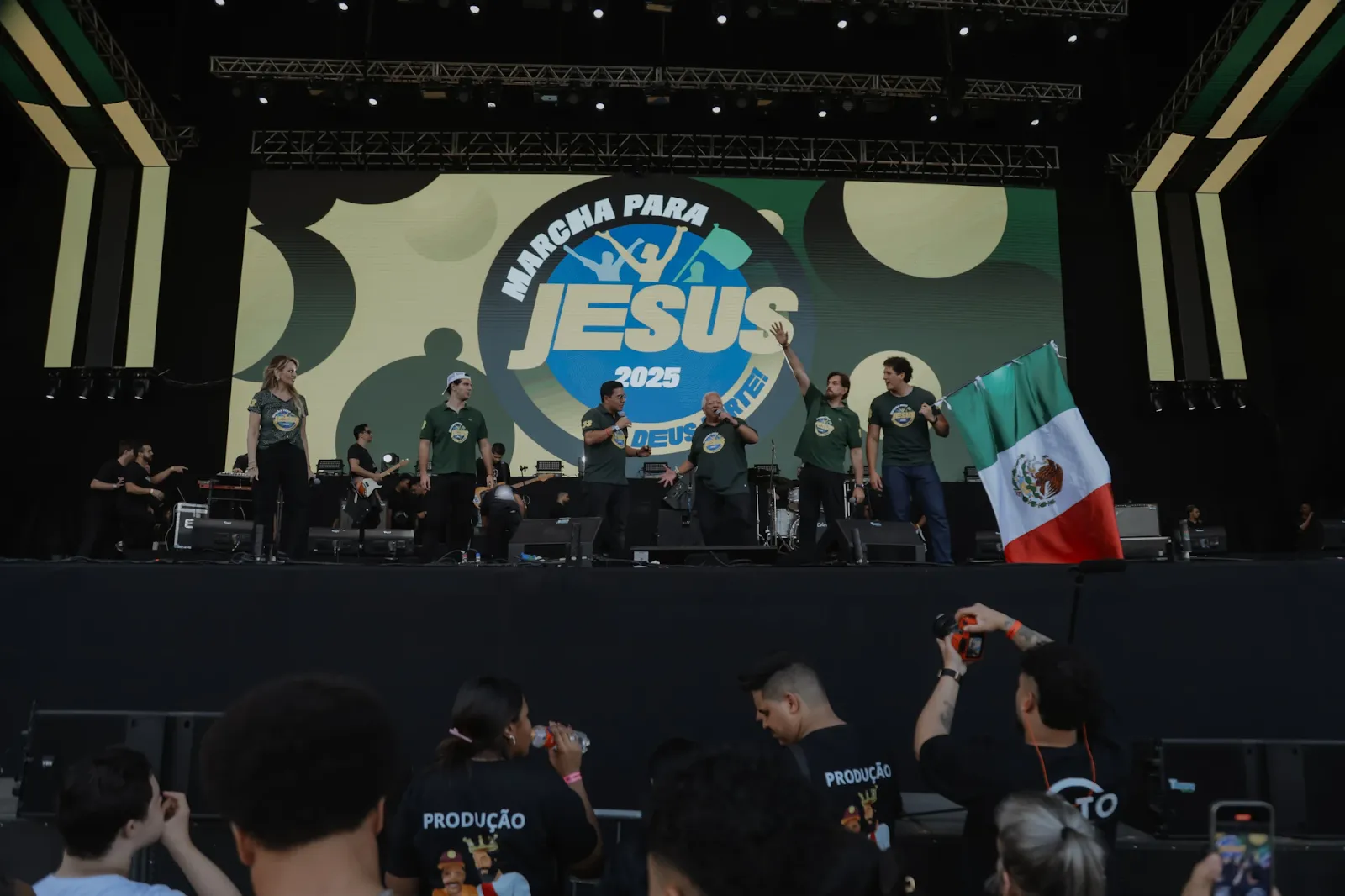 Palco montado para o evento. Imagem: site oficial da Marcha para Jesus.
