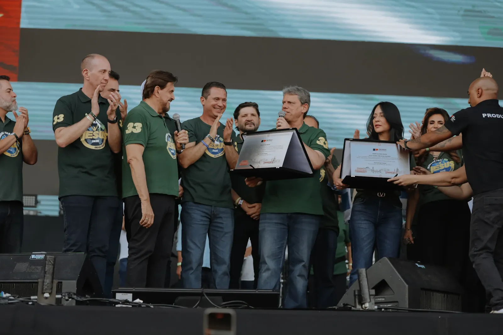 Governador Tarcísio de Freitas reconhece a Marcha como patrimônio do estado. Imagem: Site oficial da Marcha para Jesus.