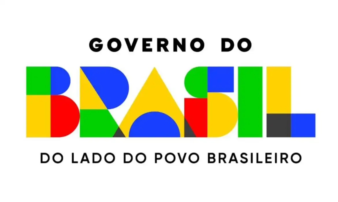 nov logo do governo federal, com o slogan "o lado do povo brasileiro"