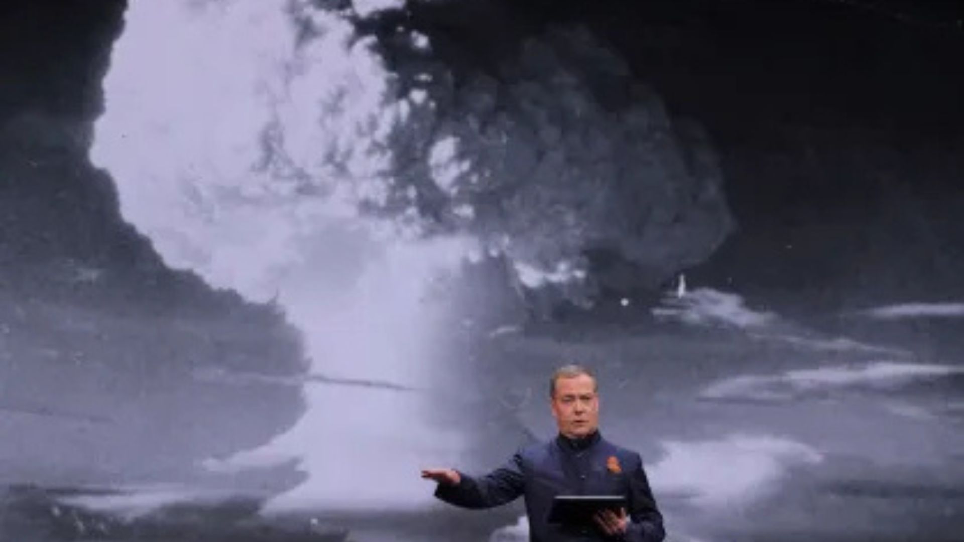 Medvedev durante discurso.