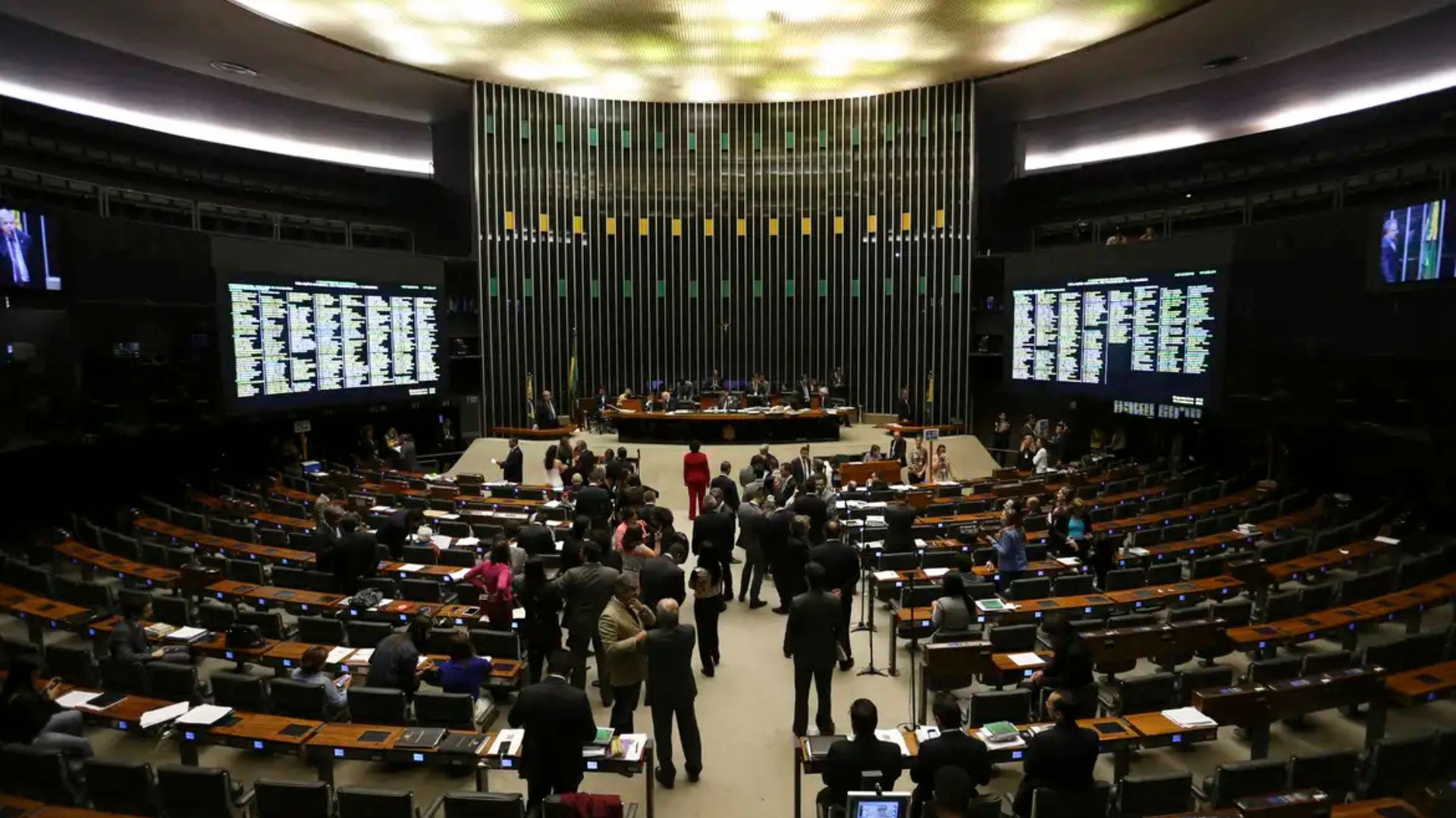 Congresso brasileiro, onde está sendo votado o projeto da Anistia para os condenados pelo 8 de janeiro. Pesquisa mostra que parlamentares não acreditam na aprovação do projeto.