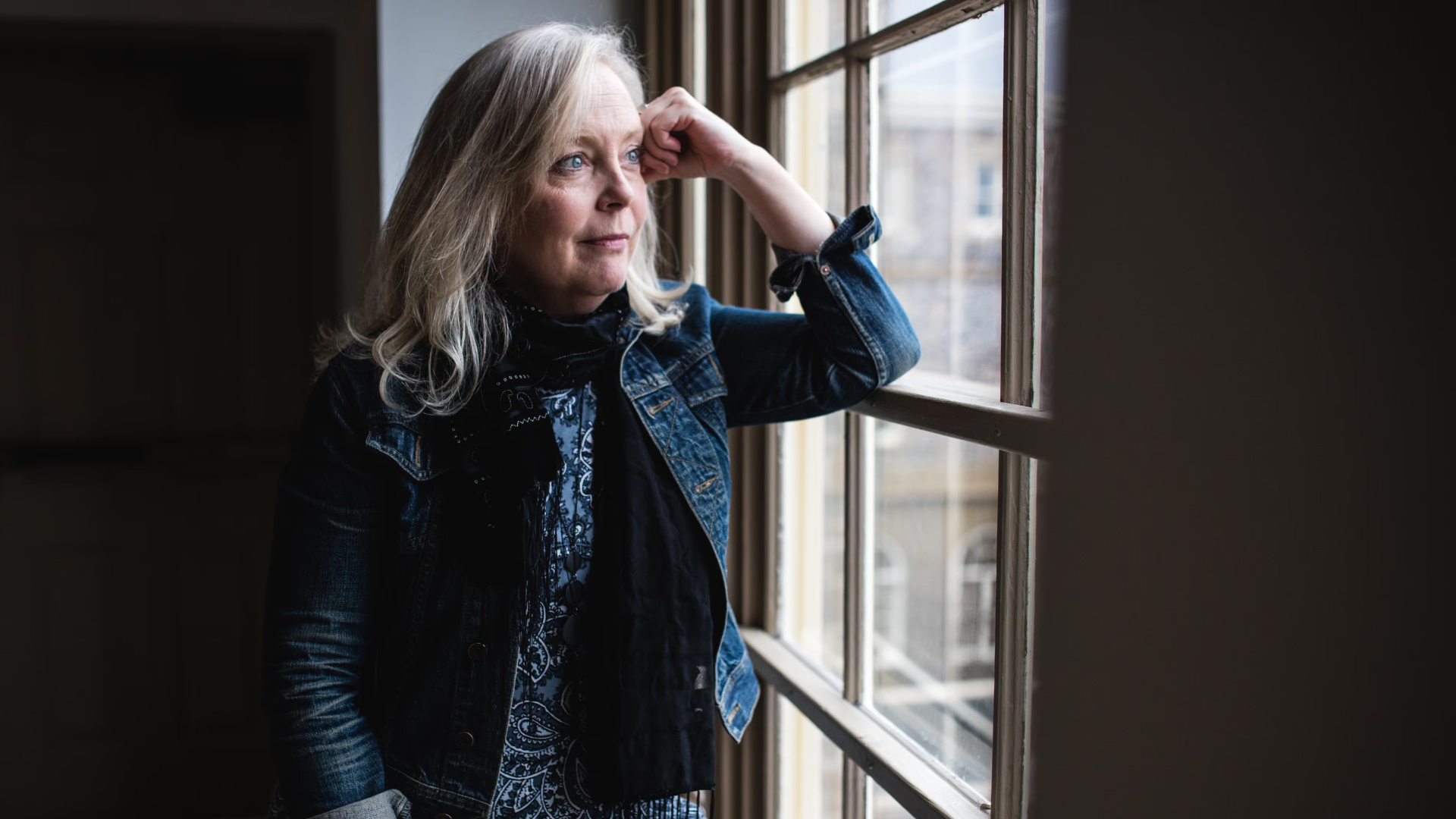 Mulher era induzida pela mãe a acreditar que foram perseguidas pela máfia durante 16 anos