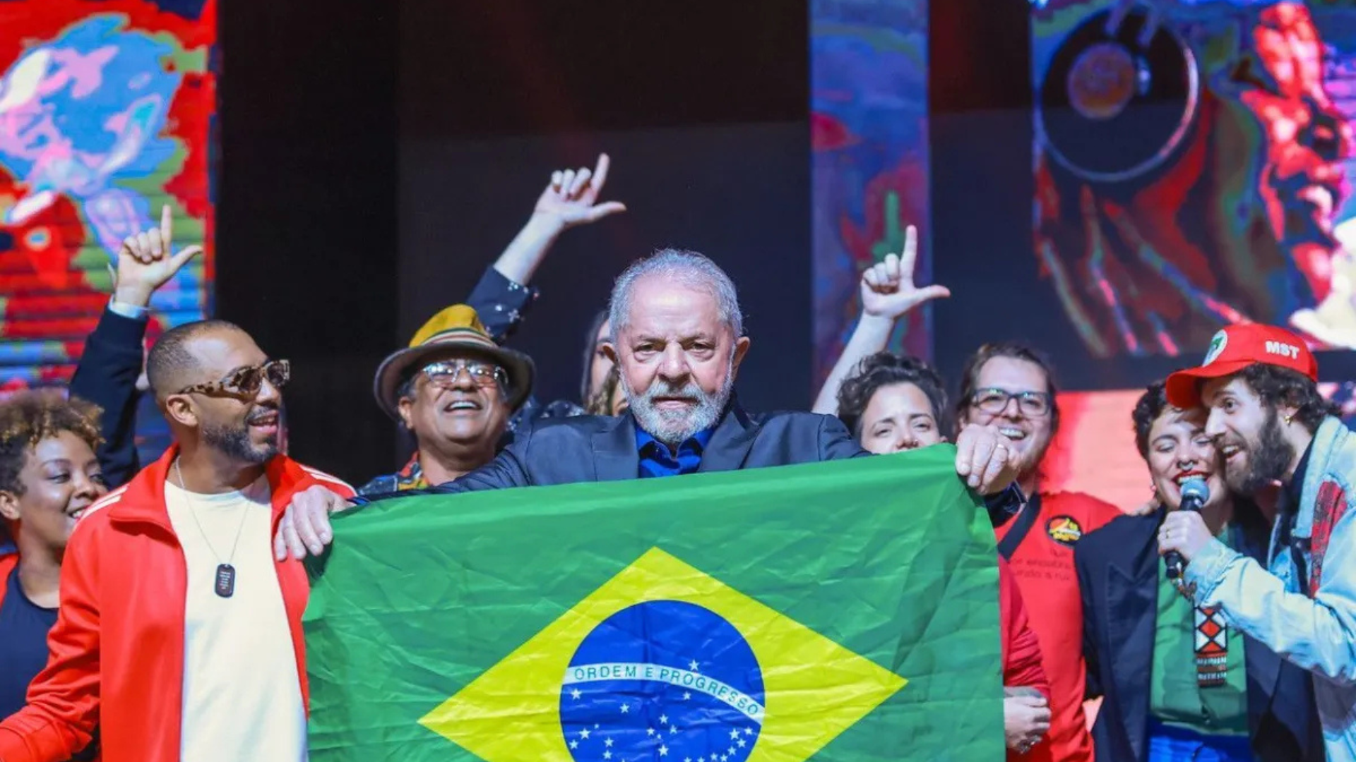 Lei Rouanet bate recorde e capta quase R$ 3,5 bilhões em 2025