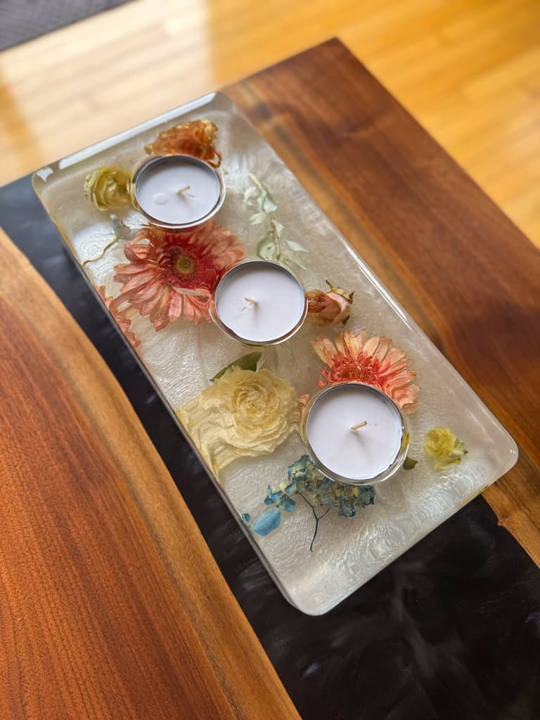 Candle holder with epoxy and wedding flowers