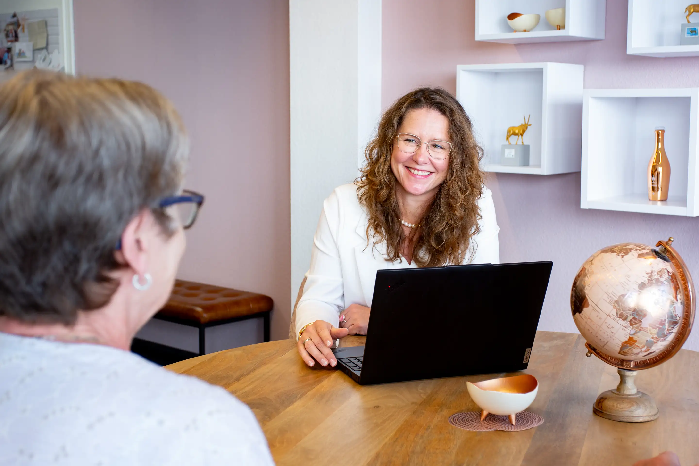 Die Reisemanagerin – Kerstin Kipker in der Agentur