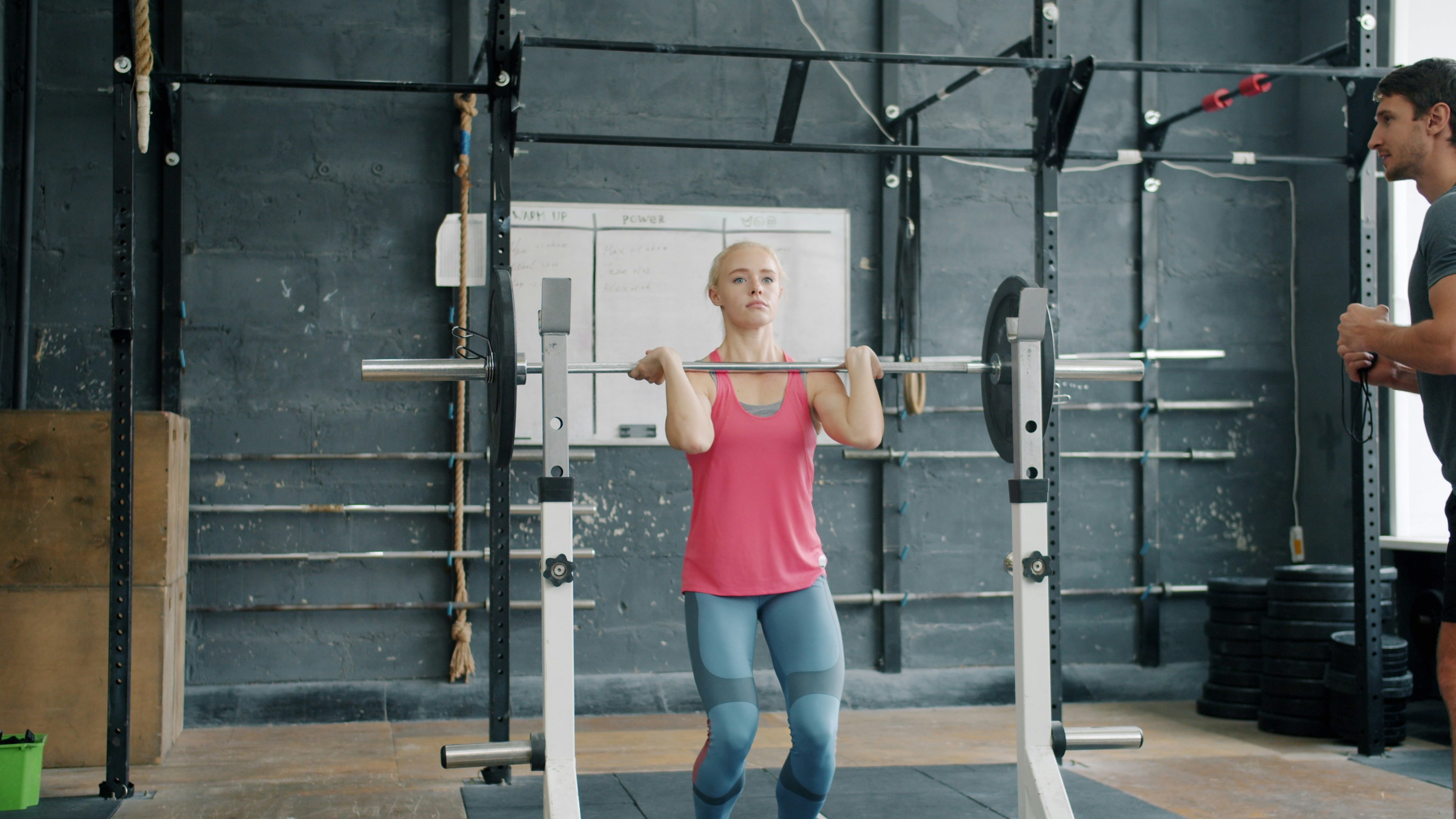 Weight Loss Programs That Combine Strength Training and Nutrition (2026)