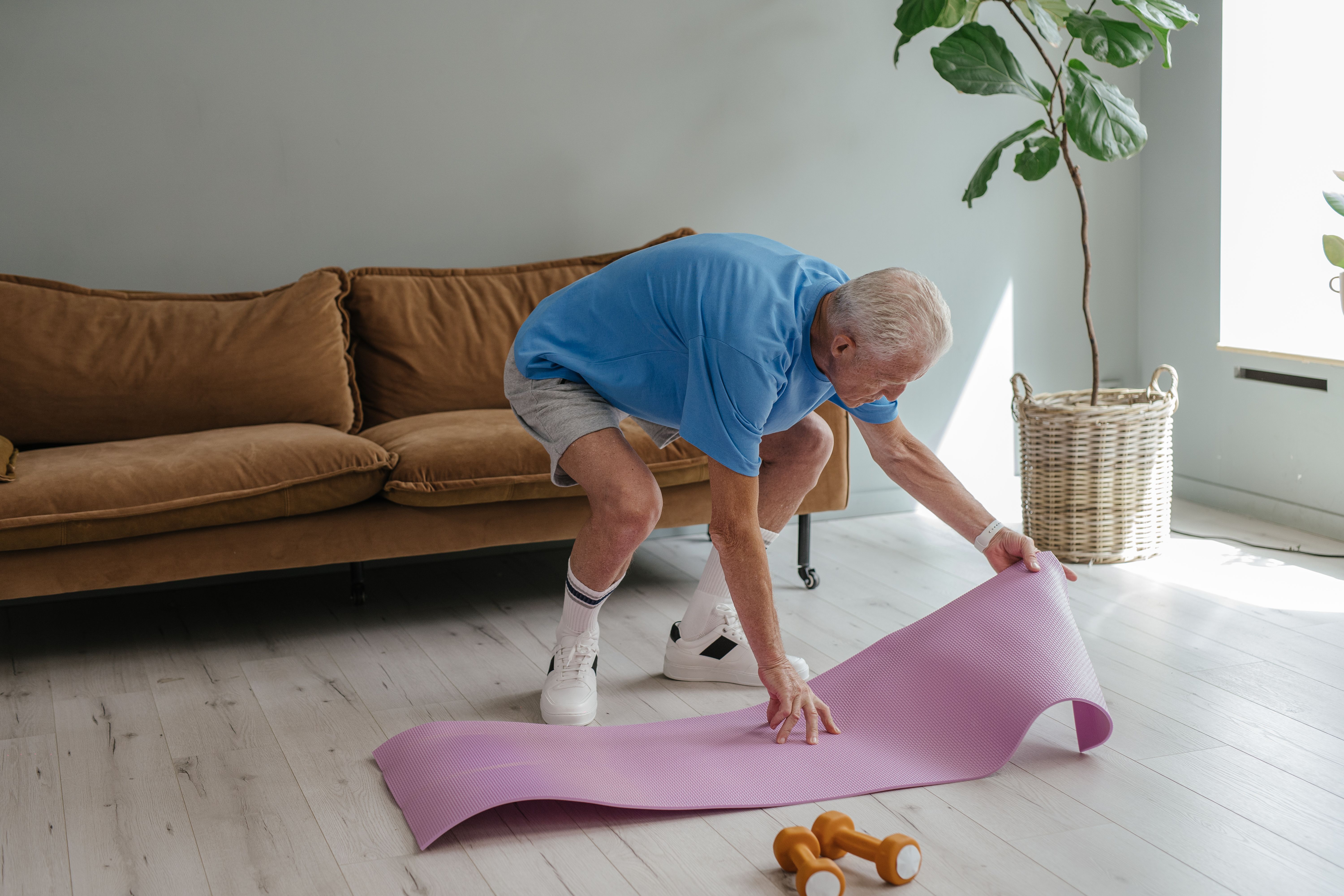 Personal Trainers Who Can Work Around Joint Pain and Hypermobility (2026)