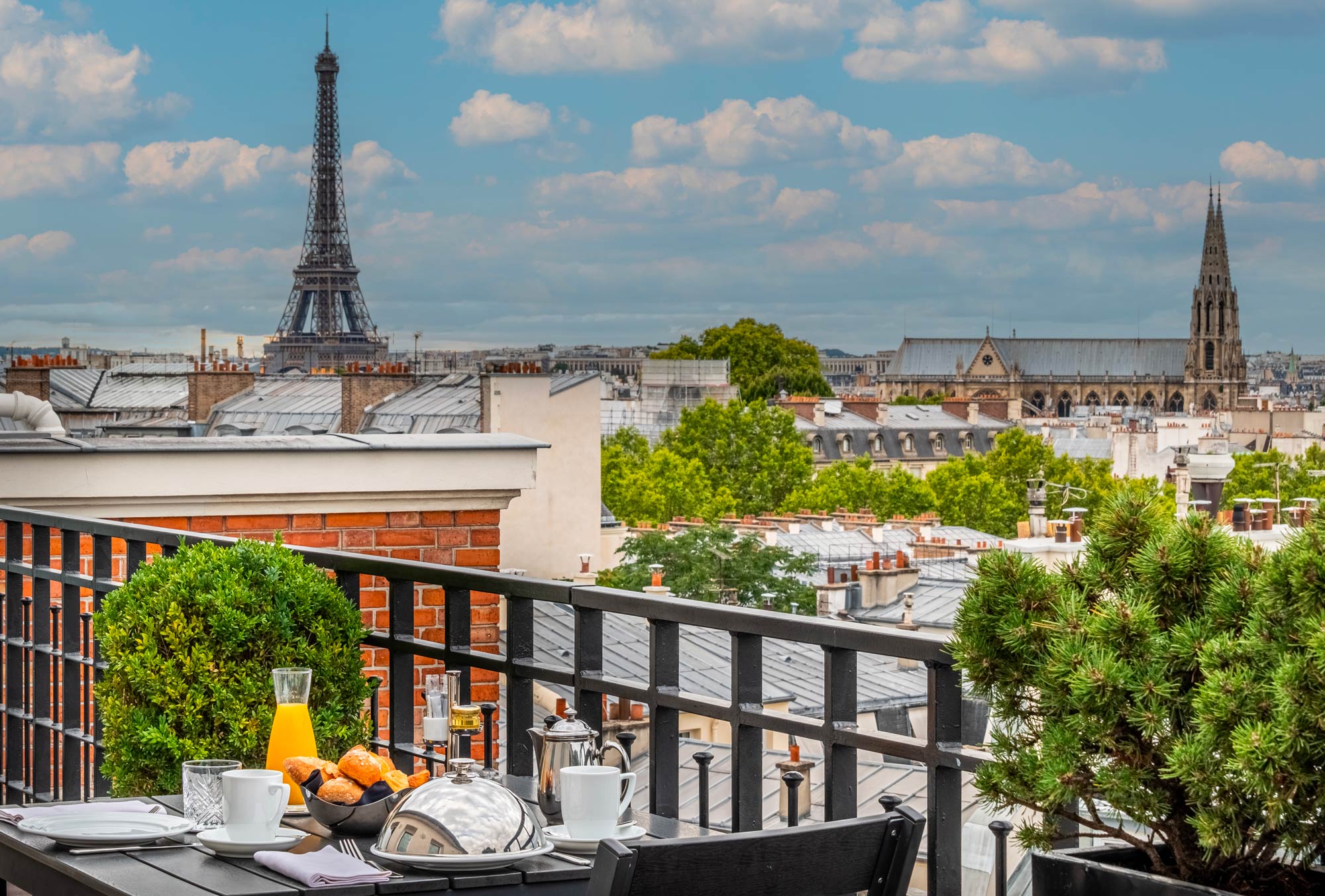 Pont Royal, Hotel, Paris, France, Digital Marketing Agency Portfolio