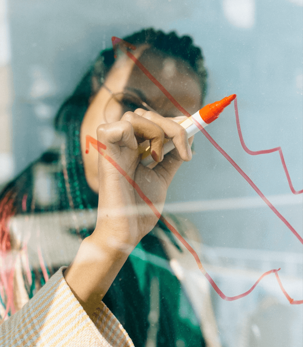 Explore top supply chain contract challenges in category management and strategies to overcome them for business success.