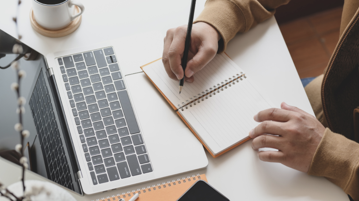 Uncover the key benefits of contract management. Learn how effective management adds value and optimizes business operations.