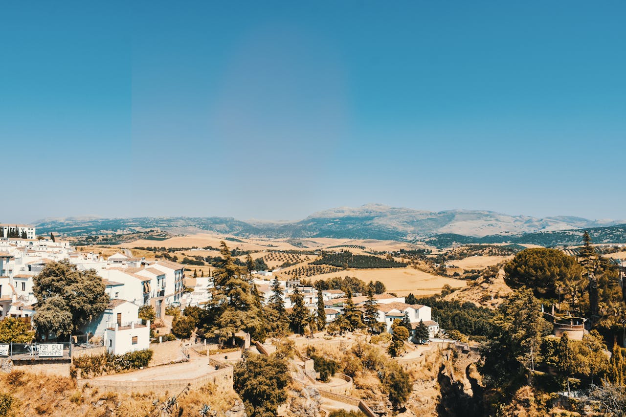 Coliving Rural en España: Guía Completa para Invertir en 2026