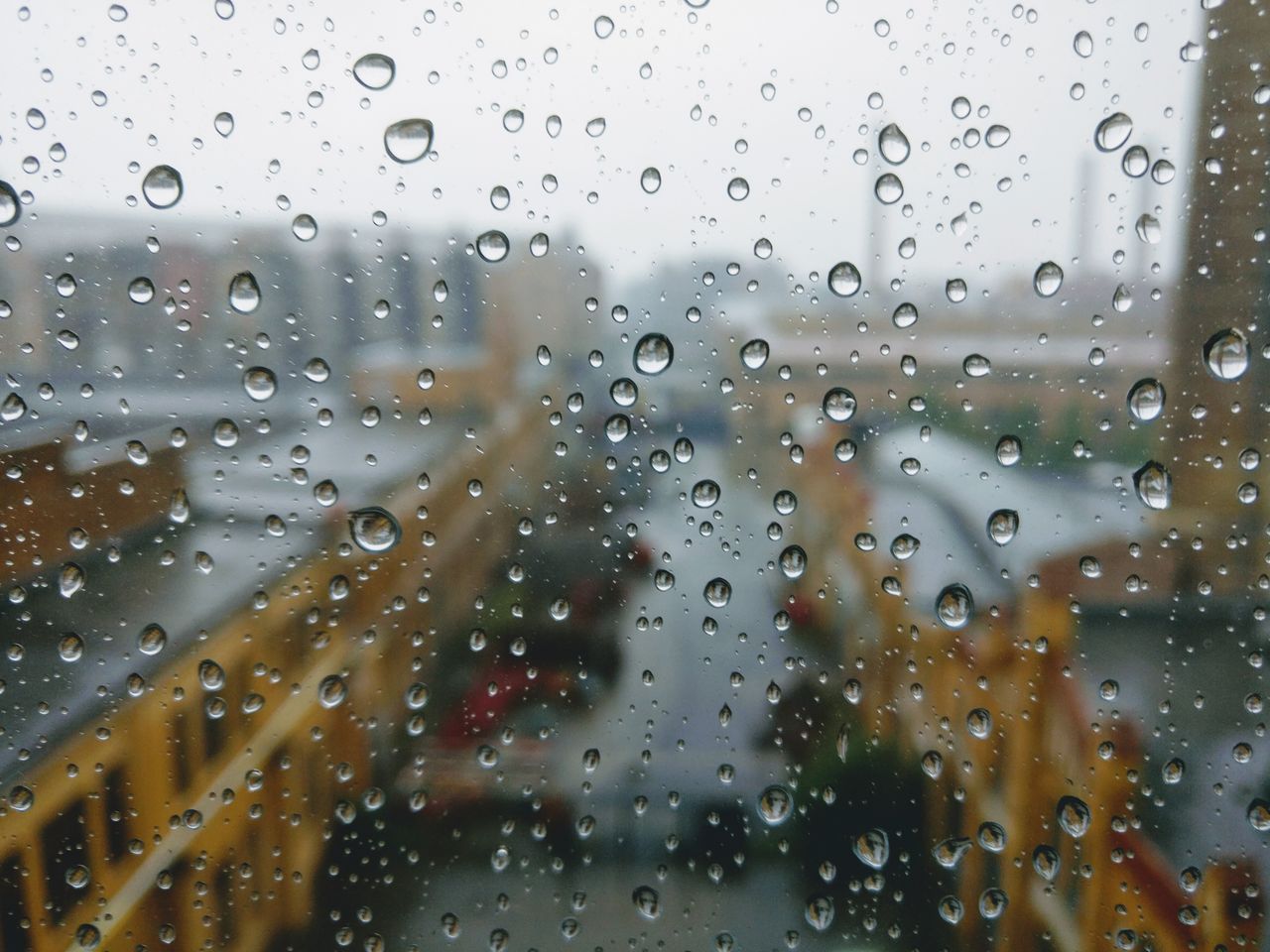 How poor indoor climate leads to mold, property damage, and tenant complaints