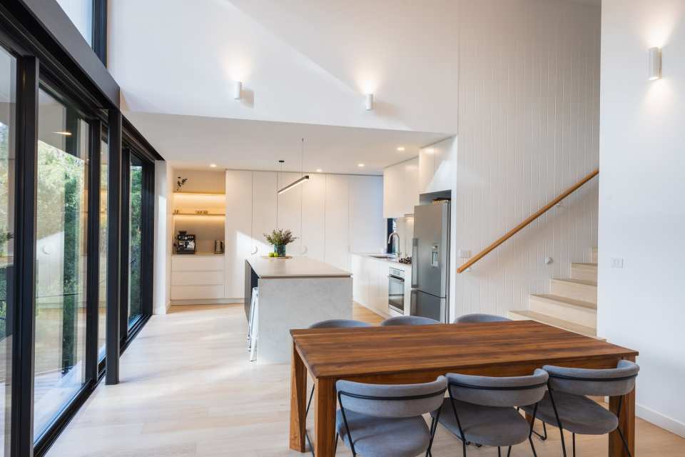 How to Choose Renovation and Extension Builders in Melbourne for a Character Home
