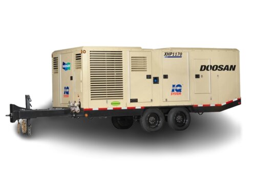 Diesel Air Compressor High Pressure 1170 CFM available for rent at ԹϺ