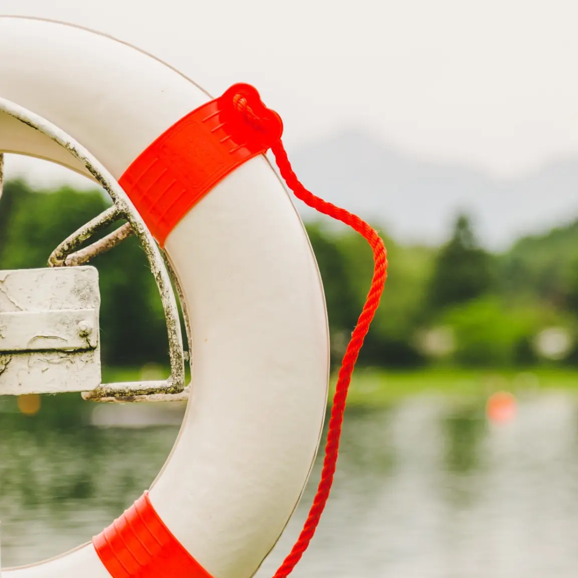 Remote security operator monitoring AI surveillance system detecting activity in real time through cloud-based video security software.