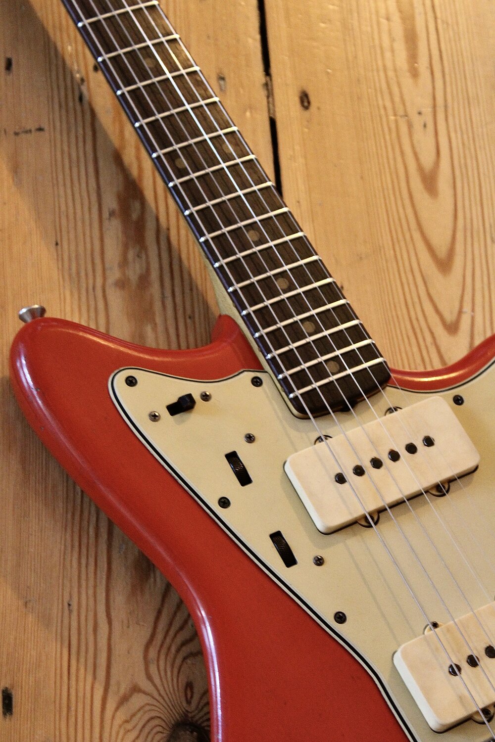 MB Guitars Offset 001