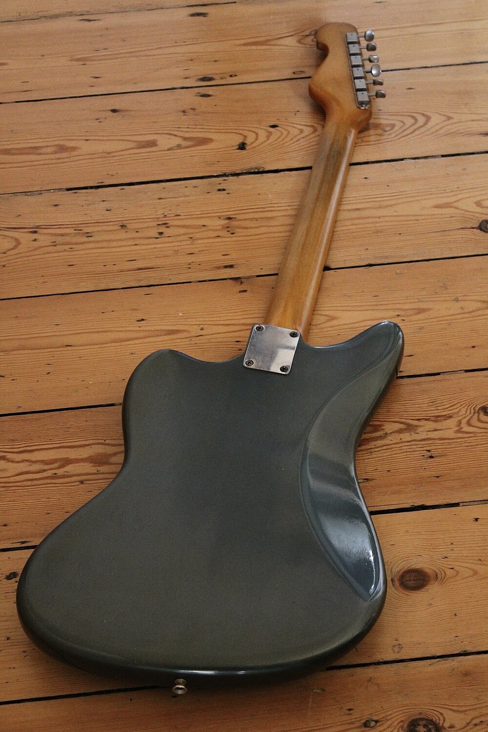 MB Guitars Offset 013