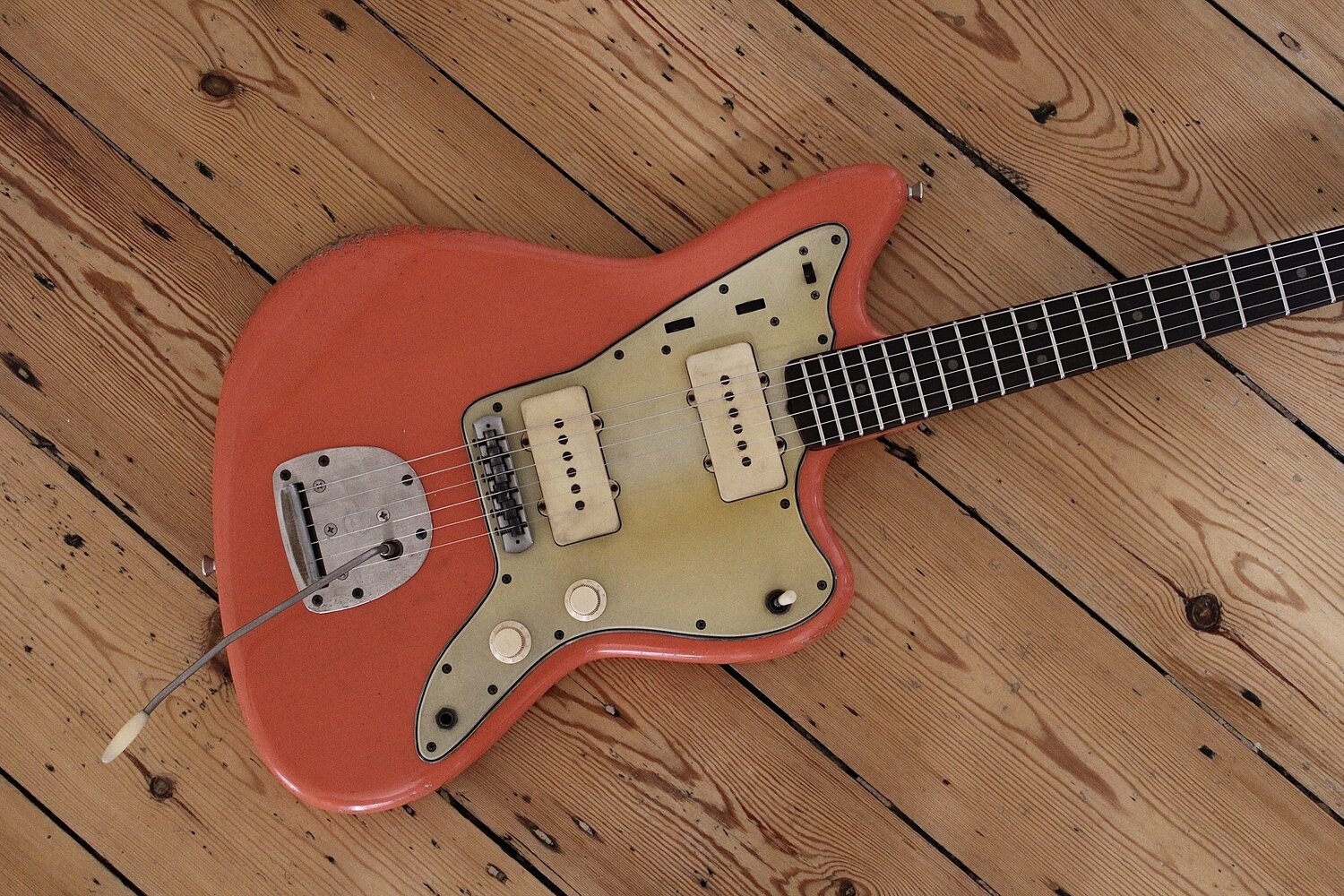 MB Guitars Offset 025