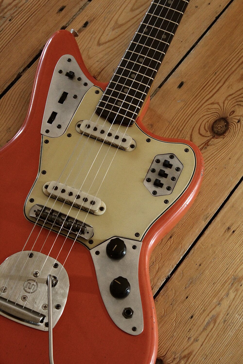 MB Guitars Offset 039