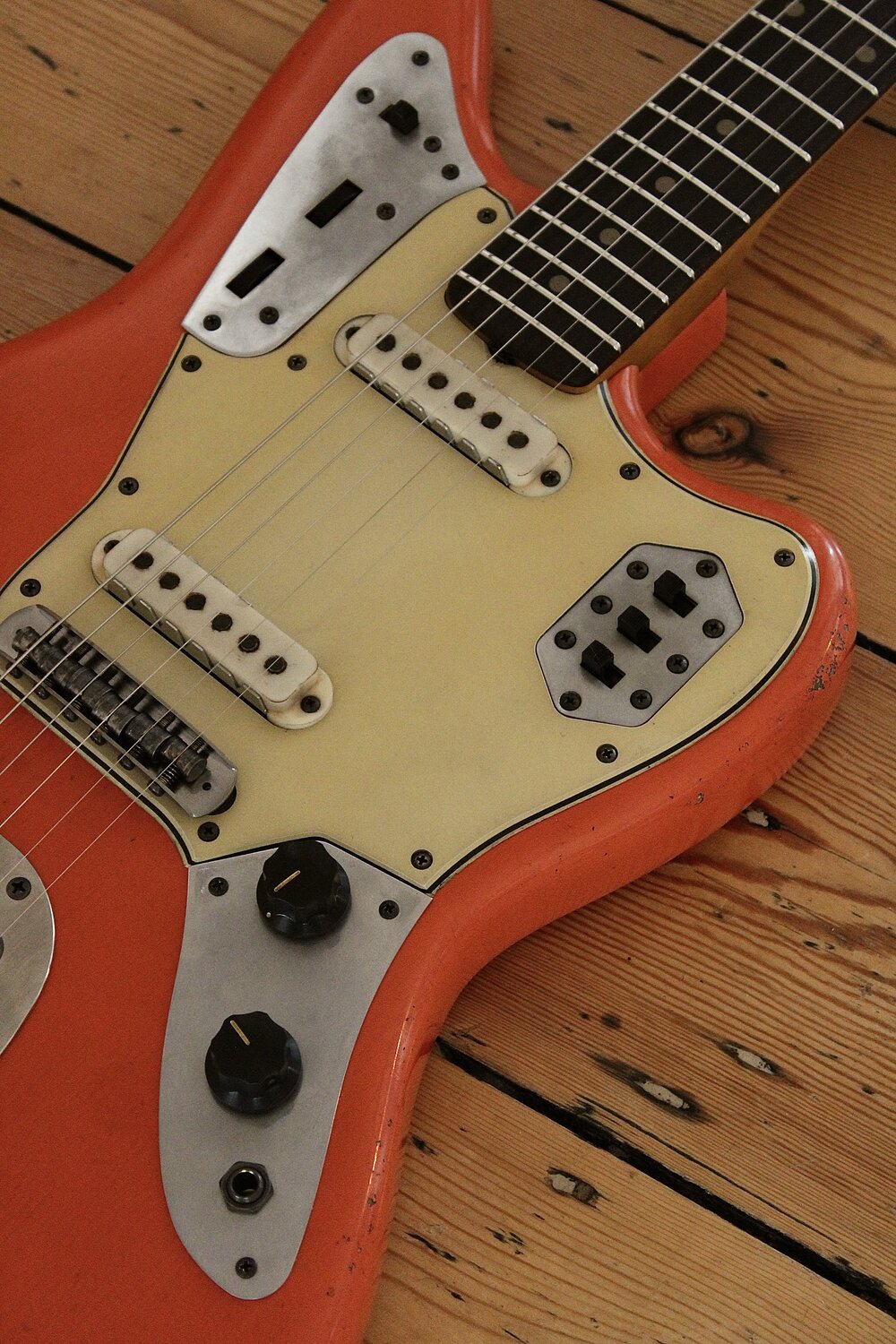 MB Guitars Offset 038