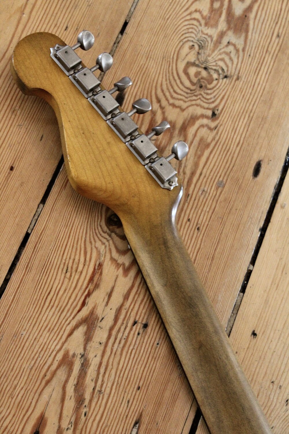 MB Guitars Offset 034