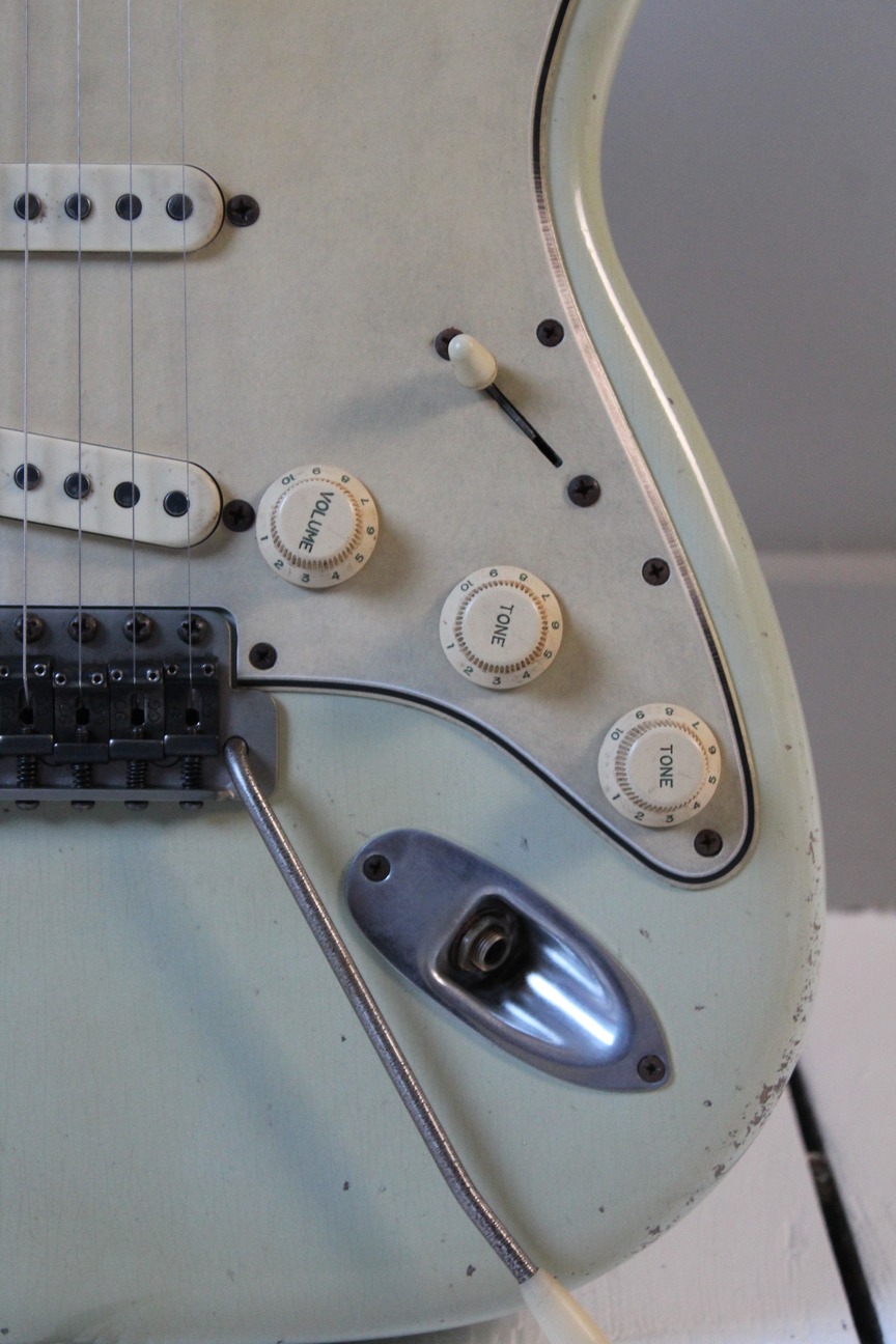 MB Guitars Double Cut 025