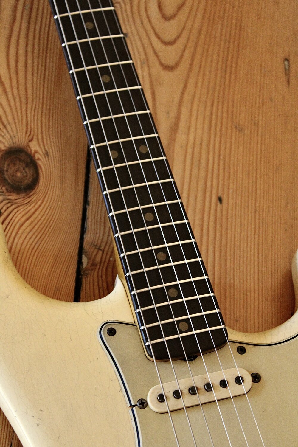 MB Guitars Double Cut 047