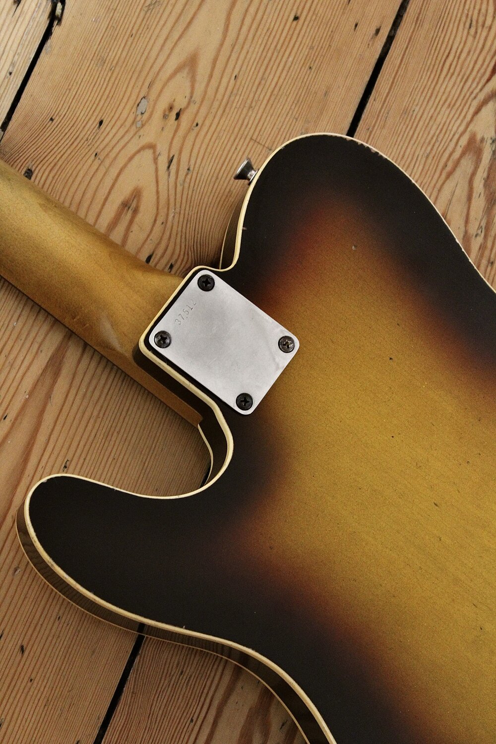 MB Guitars Single Cut 084