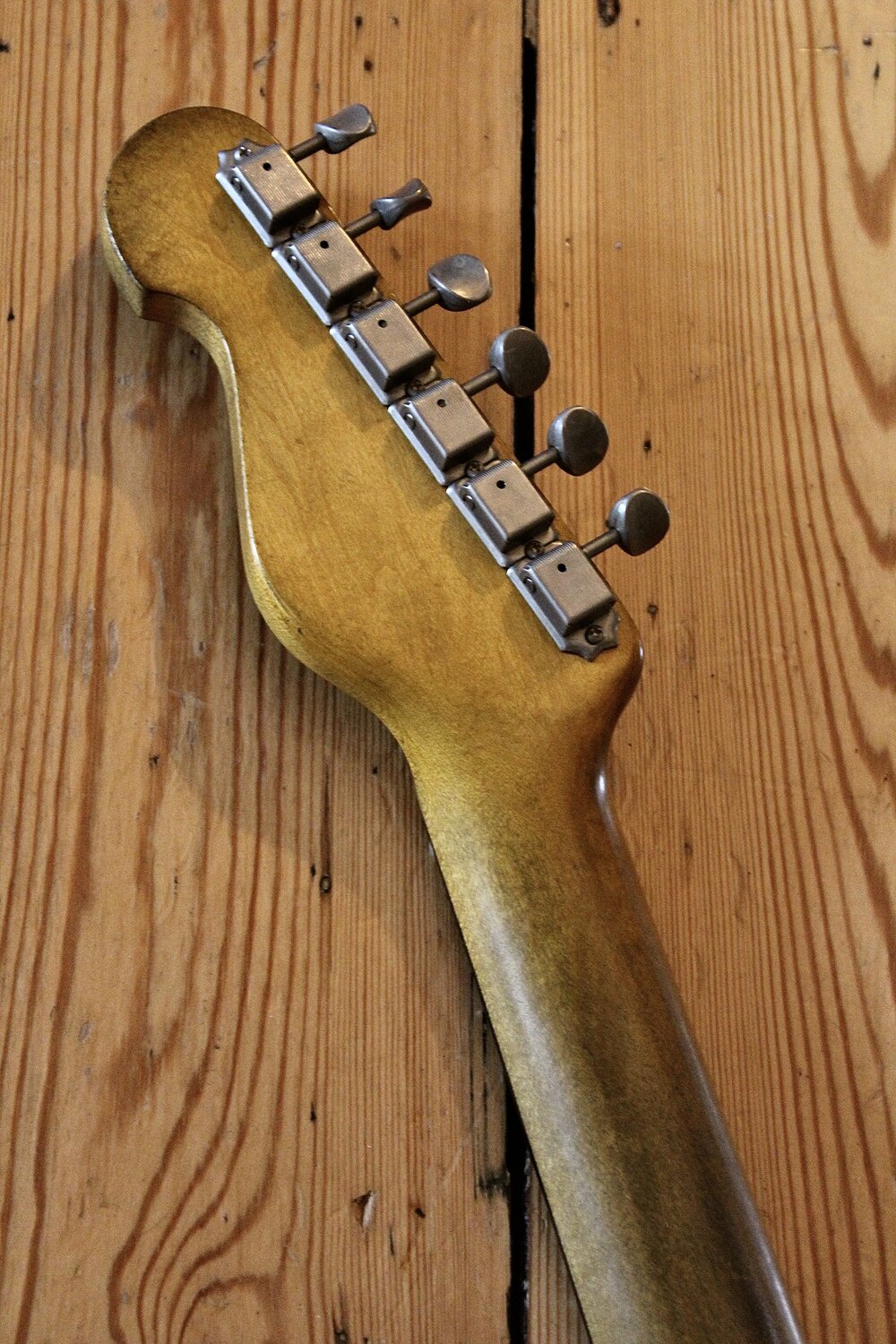 MB Guitars Double Cut 064