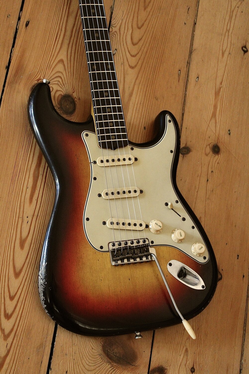 MB Guitars Double Cut 069