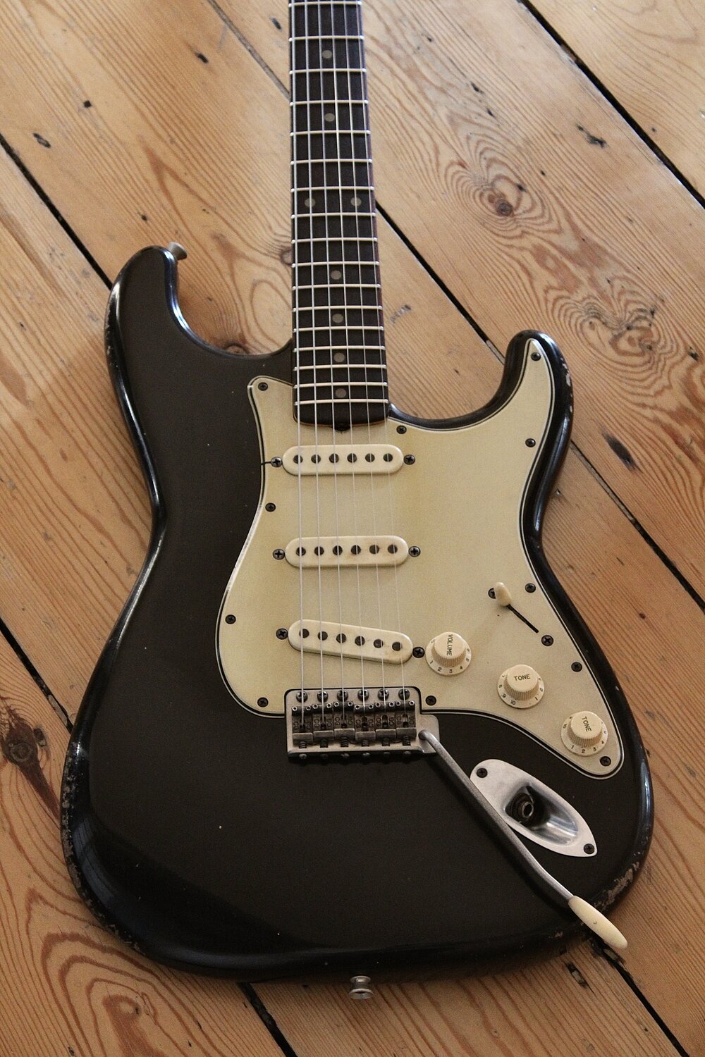 MB Guitars Double Cut 088