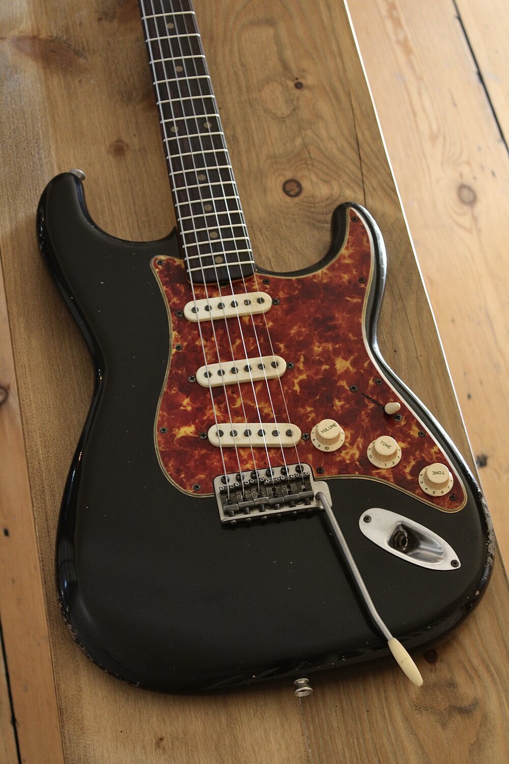MB Guitars Double Cut 099