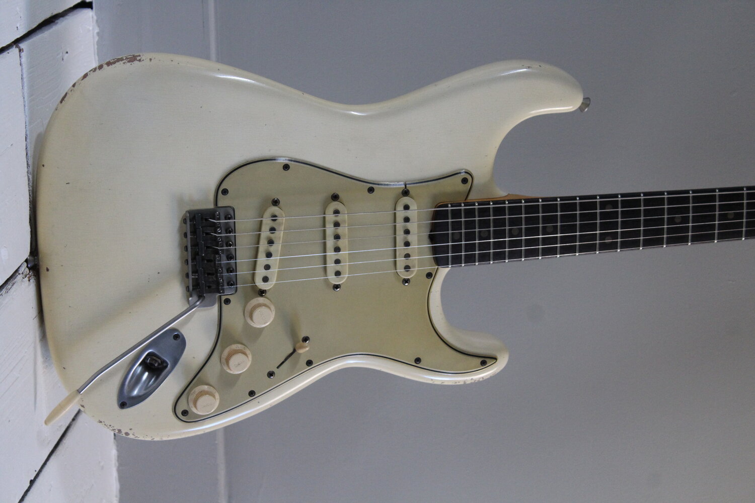 MB Guitars Double Cut 082