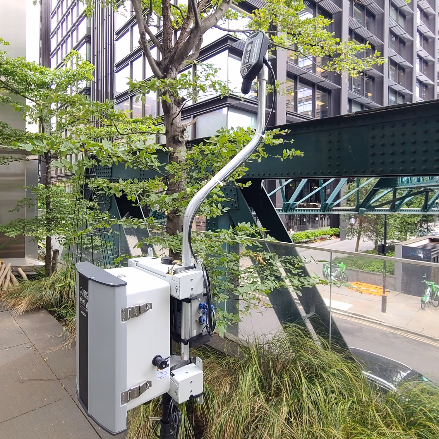 Broadgate Tower installation