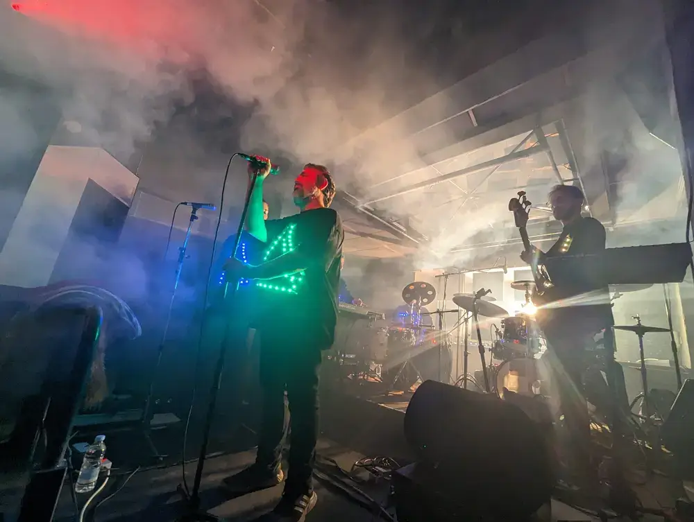 Brikkuni Live