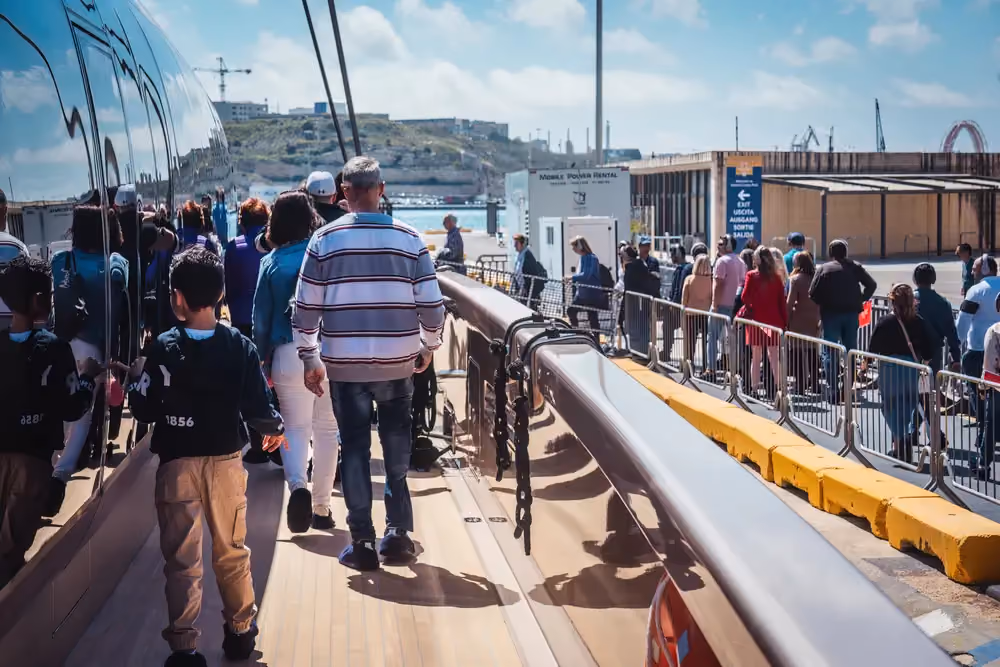 Visites à destination des associations
