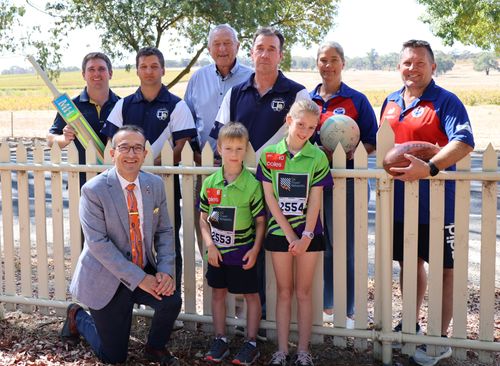 Tony Piccolo MP (bottom left) with Barossa Mayor, Bin Lange (back-centre) and representatives from some of the local organisations that will benefit from the major upgrade to the Lyndoch Park Facilities (from back-left): Lyndoch Cricket Club’s Trent Burge, Lyndoch Tennis Club’s Leigh Farrell and John Lane, Barossa District Netball Club’s Belinda Dyer, Barossa District Football Club’s Jason Thiele and Lyndoch and Districts Little Athletics Centre’s Felix and Johanna Siviour (front).