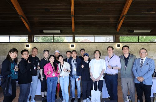Labor Duty Member for Frome – Tony Piccolo MP (far right) with buyers from across China.